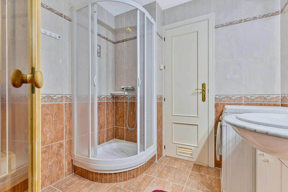 Appartement te koop in Fuengirola | 2 slaapkamers H5354110