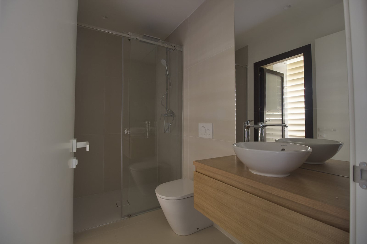 Appartement te koop in Fuengirola | 2 slaapkamers H5354257