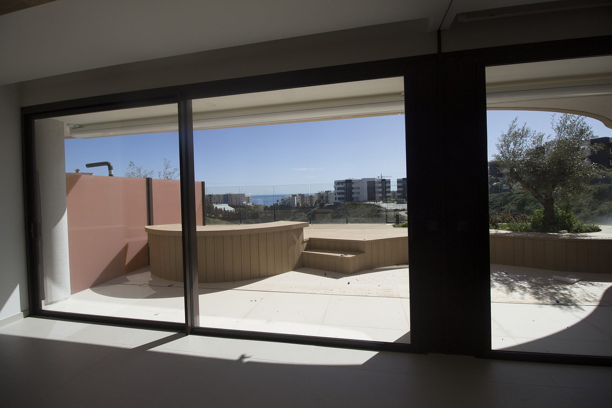 Appartement te koop in Fuengirola | 2 slaapkamers H5354257