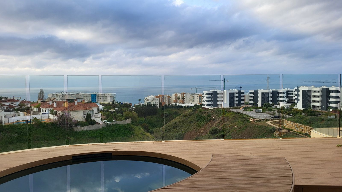 Appartement te koop in Fuengirola | 2 slaapkamers H5354869