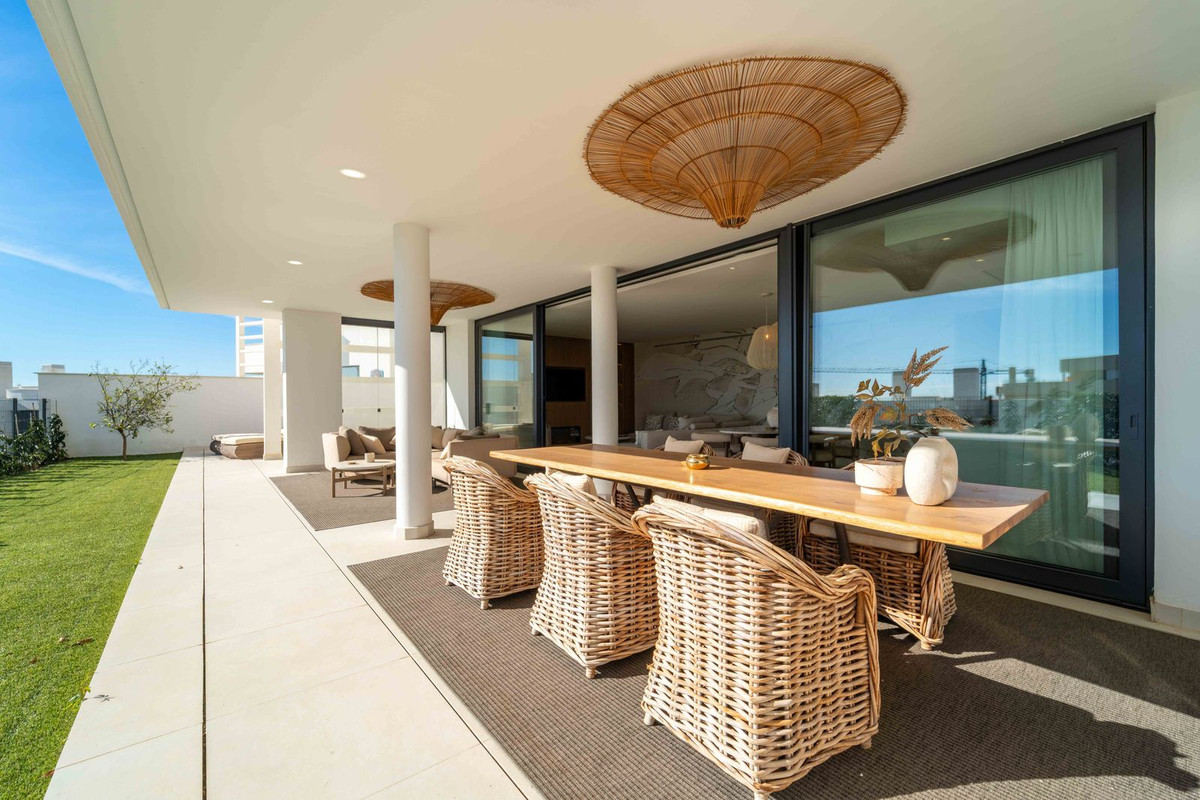 Appartement te koop in Fuengirola | 3 slaapkamers H5356456