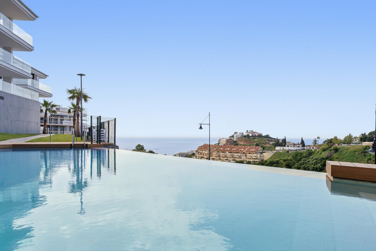 Appartement te koop in Fuengirola | 2 slaapkamers H5357062