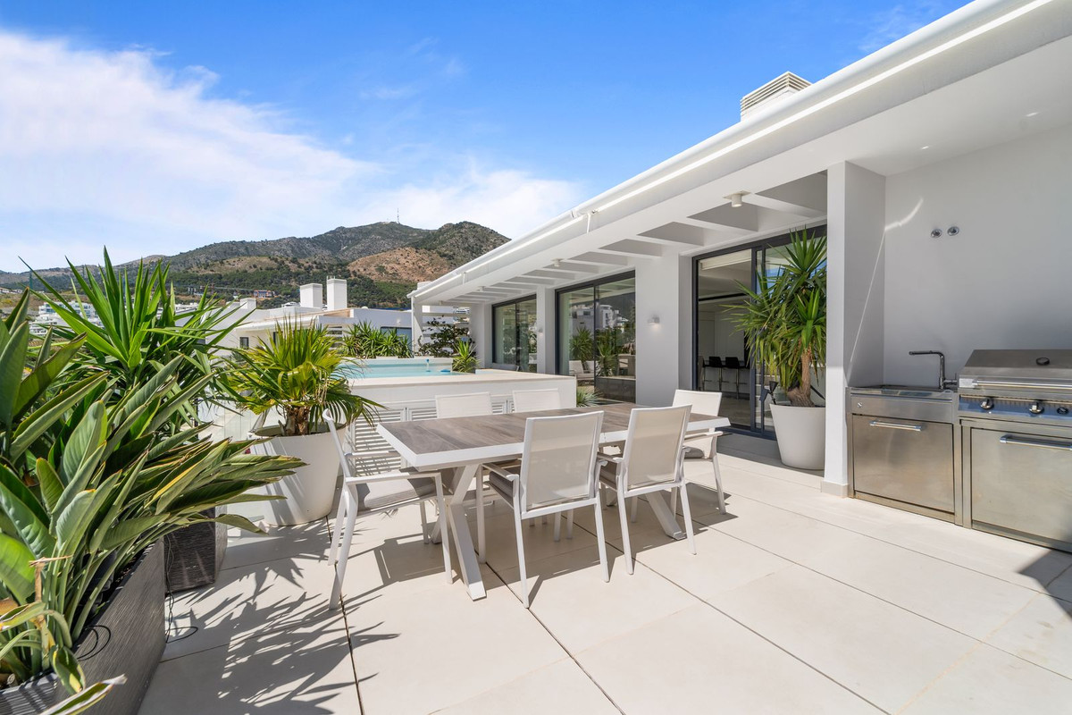 Penthouse te koop in Fuengirola | 3 slaapkamers H5357551