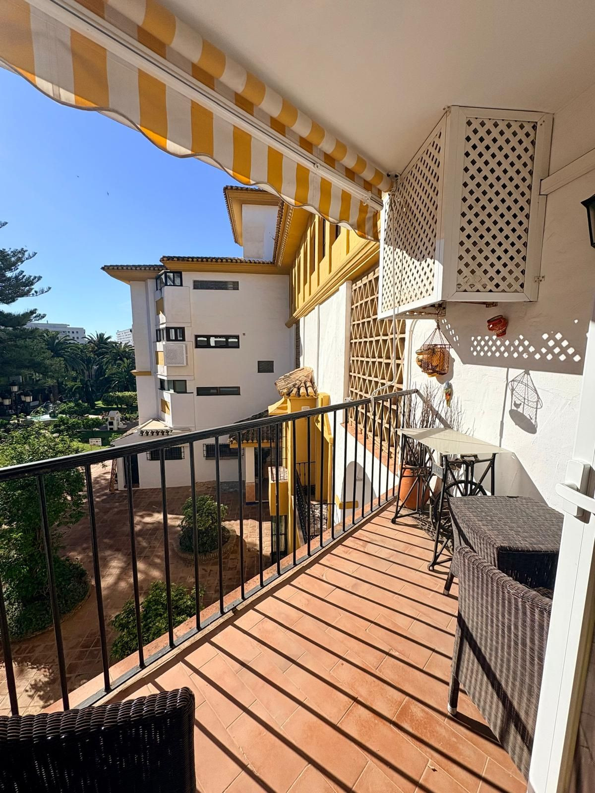 Appartement te koop in Fuengirola | 2 slaapkamers H5358076