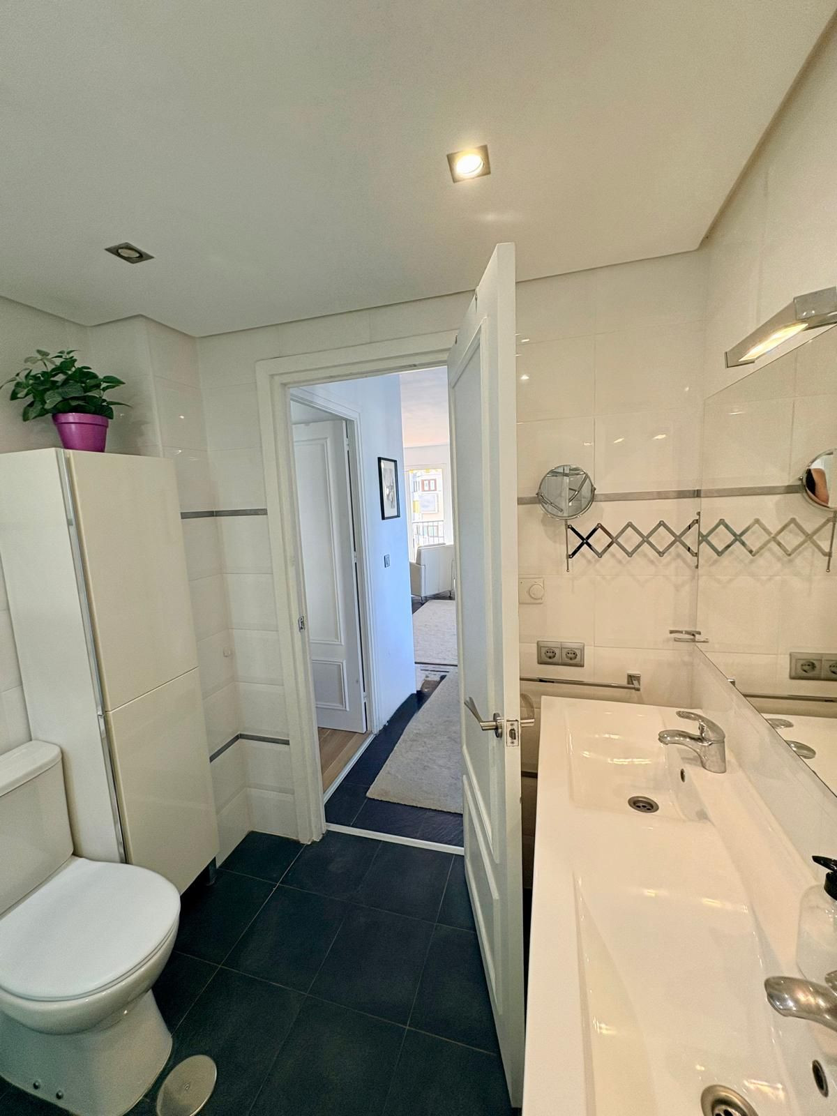 Appartement te koop in Fuengirola | 2 slaapkamers H5358076