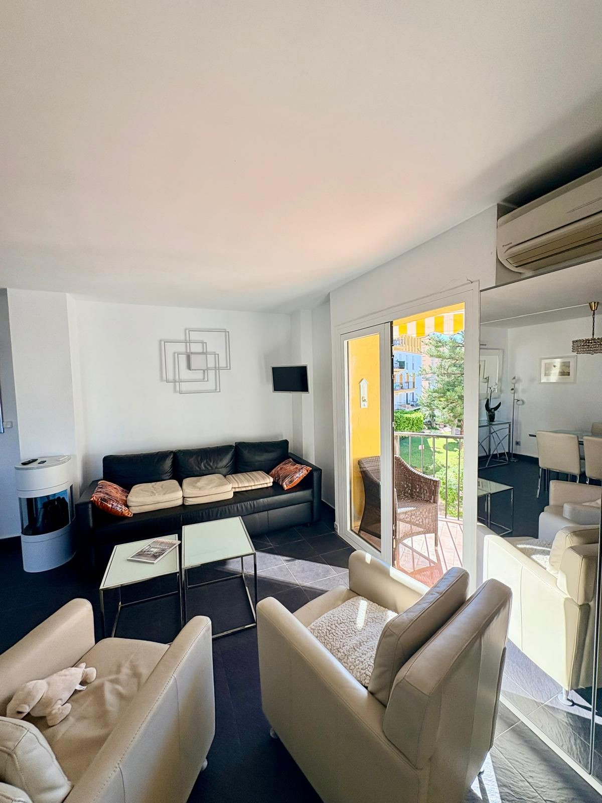 Appartement te koop in Fuengirola | 2 slaapkamers H5358076