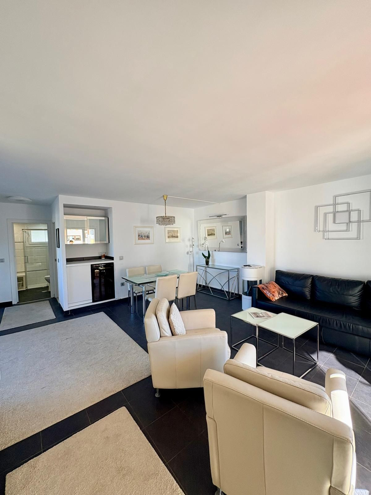 Appartement te koop in Fuengirola | 2 slaapkamers H5358076