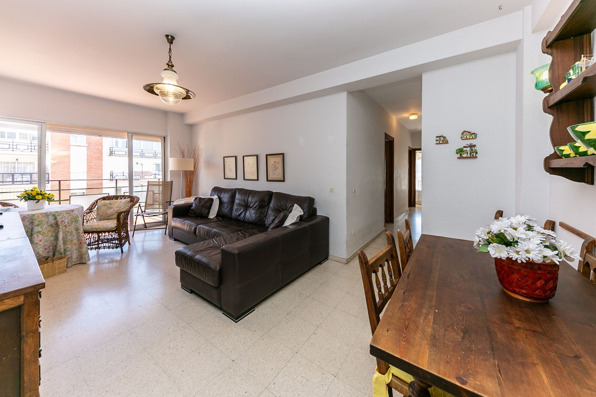 Appartement te koop in Fuengirola | 3 slaapkamers H5361451