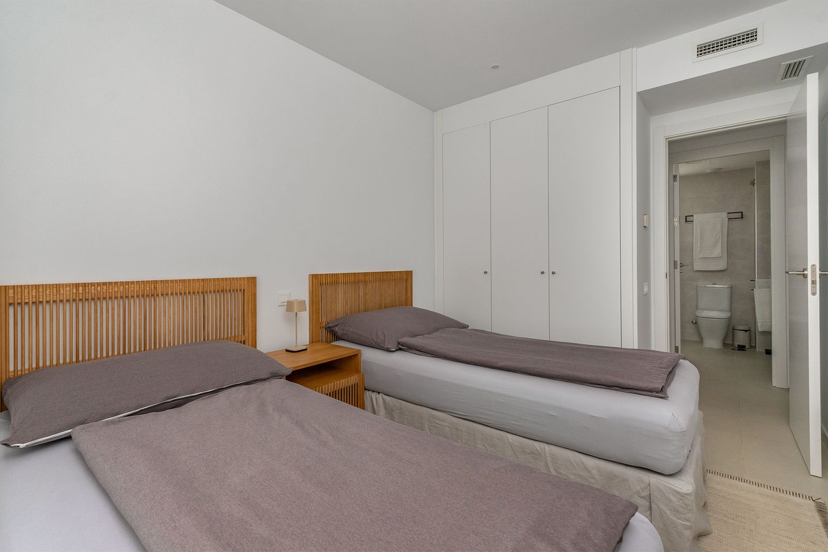 Appartement te koop in Fuengirola | 2 slaapkamers H5361652