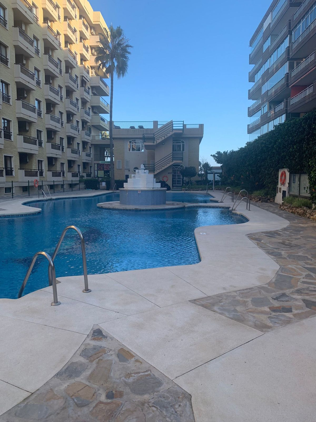 Appartement te koop in Fuengirola | 2 slaapkamers H5361850