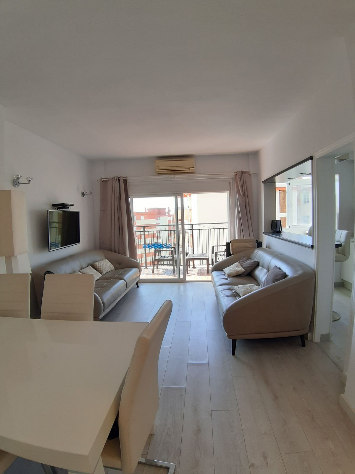 Appartement te koop in Fuengirola | 2 slaapkamers H5361898