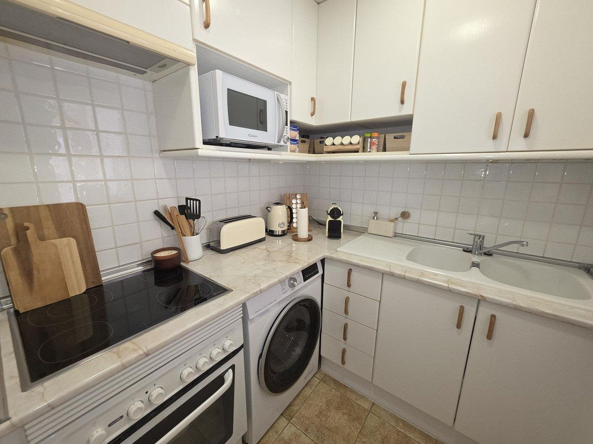 Appartement te koop in Fuengirola | 2 slaapkamers H5362486