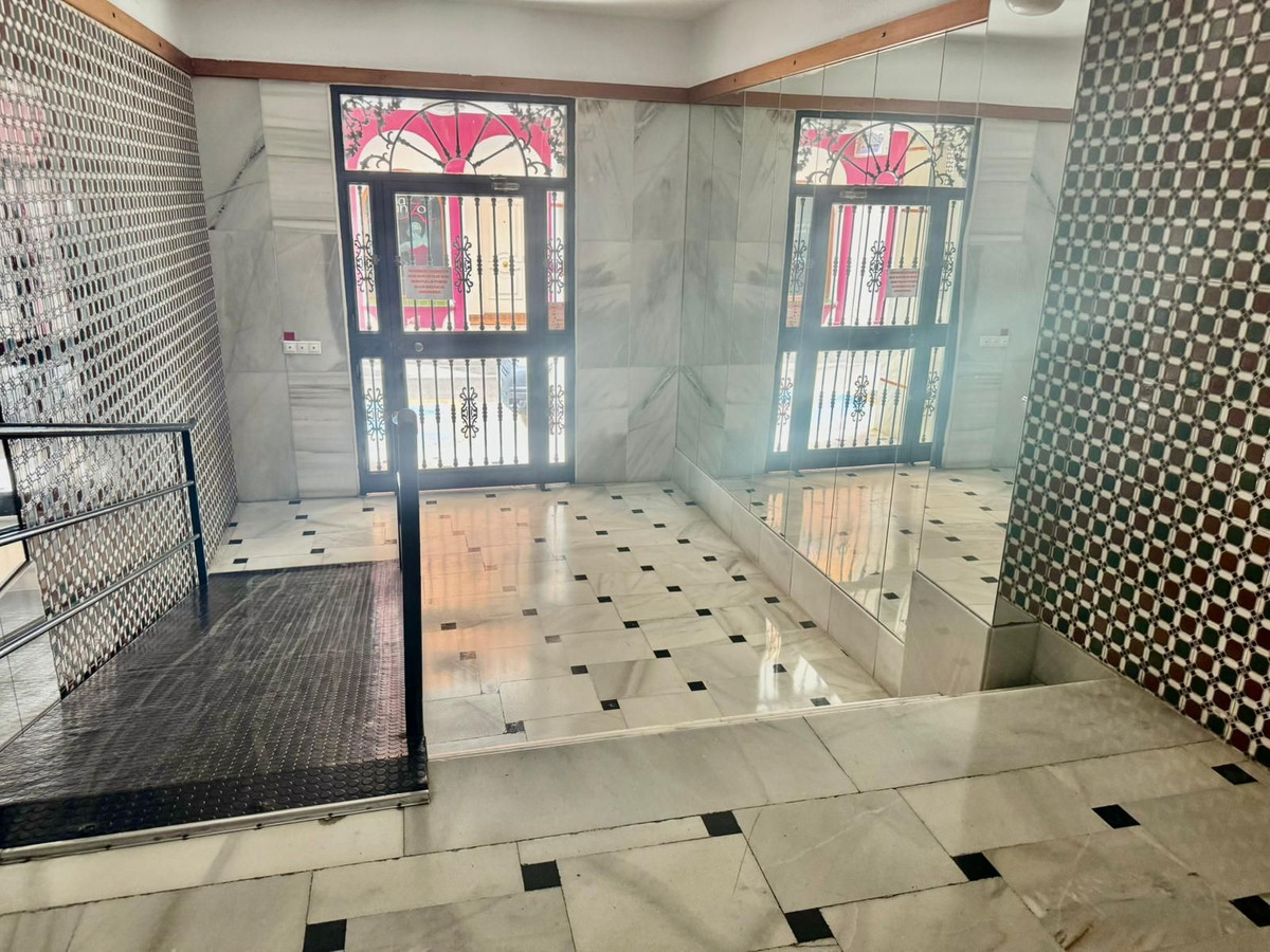 Appartement te koop in Fuengirola | 3 slaapkamers H5365945