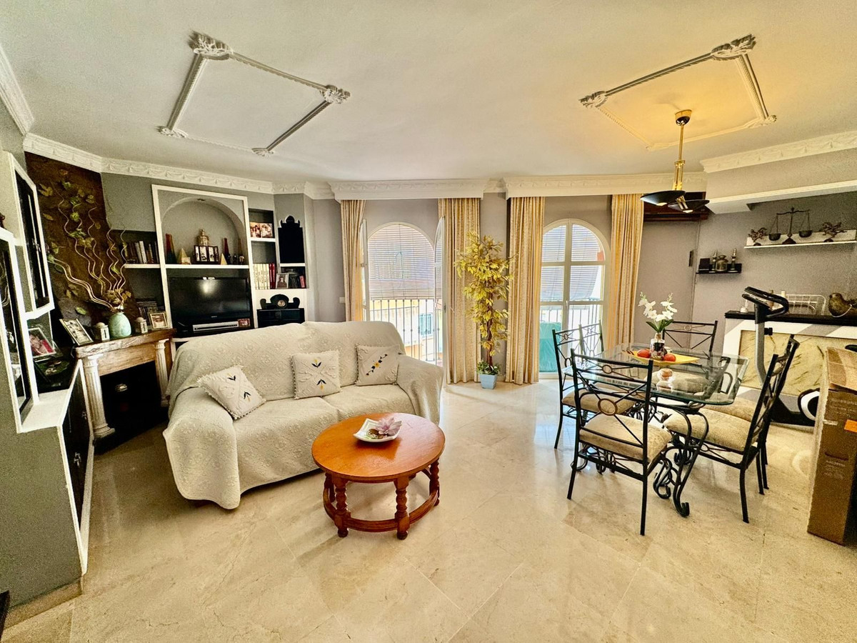 Appartement te koop in Fuengirola | 3 slaapkamers H5365945