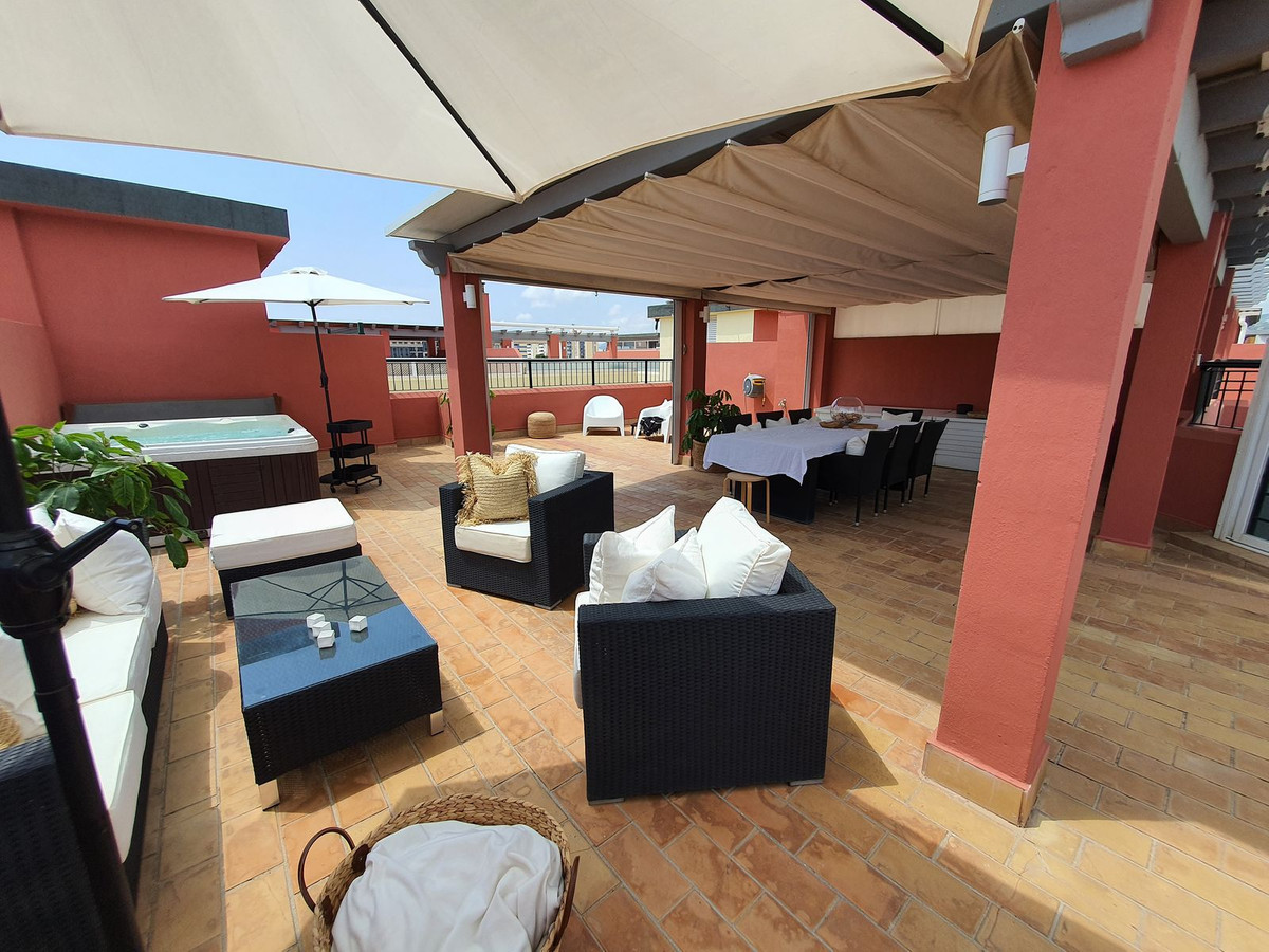 Penthouse te koop in Fuengirola | 3 slaapkamers H5368807