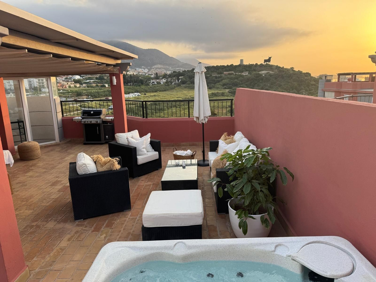 Penthouse te koop in Fuengirola | 3 slaapkamers H5368807