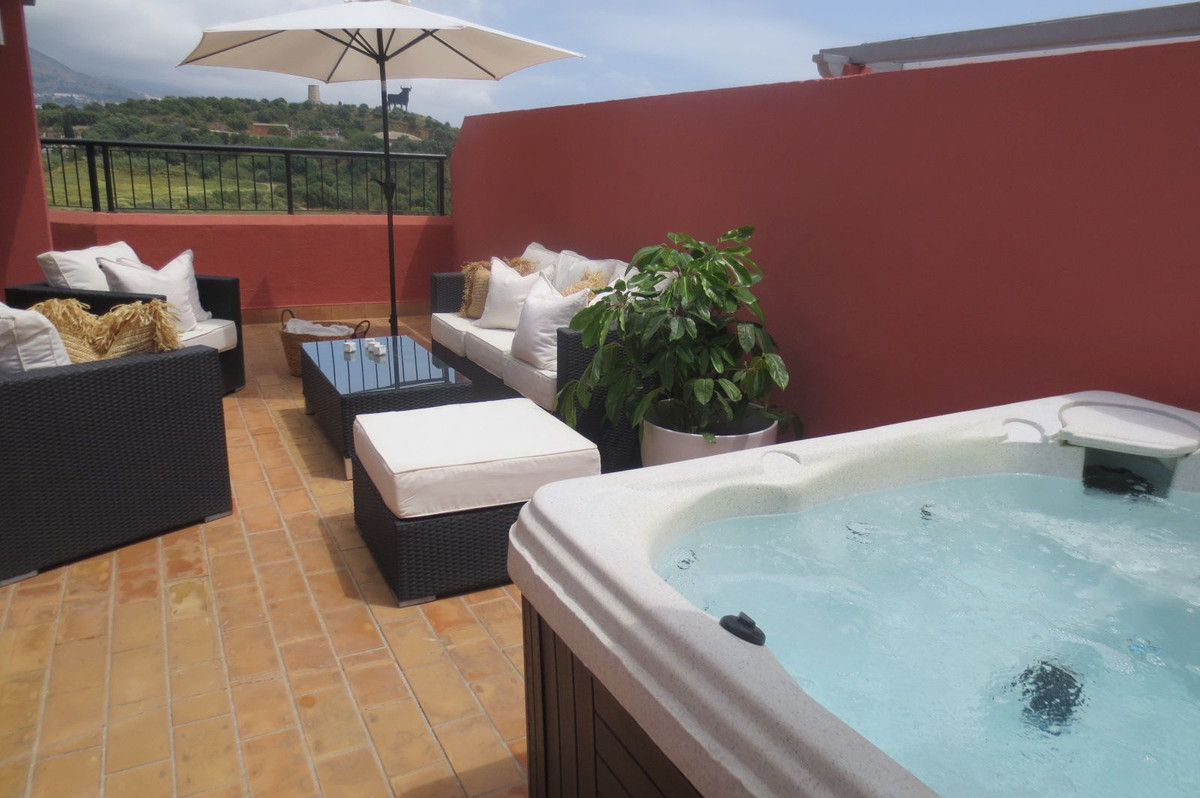 Penthouse te koop in Fuengirola | 3 slaapkamers H5368807