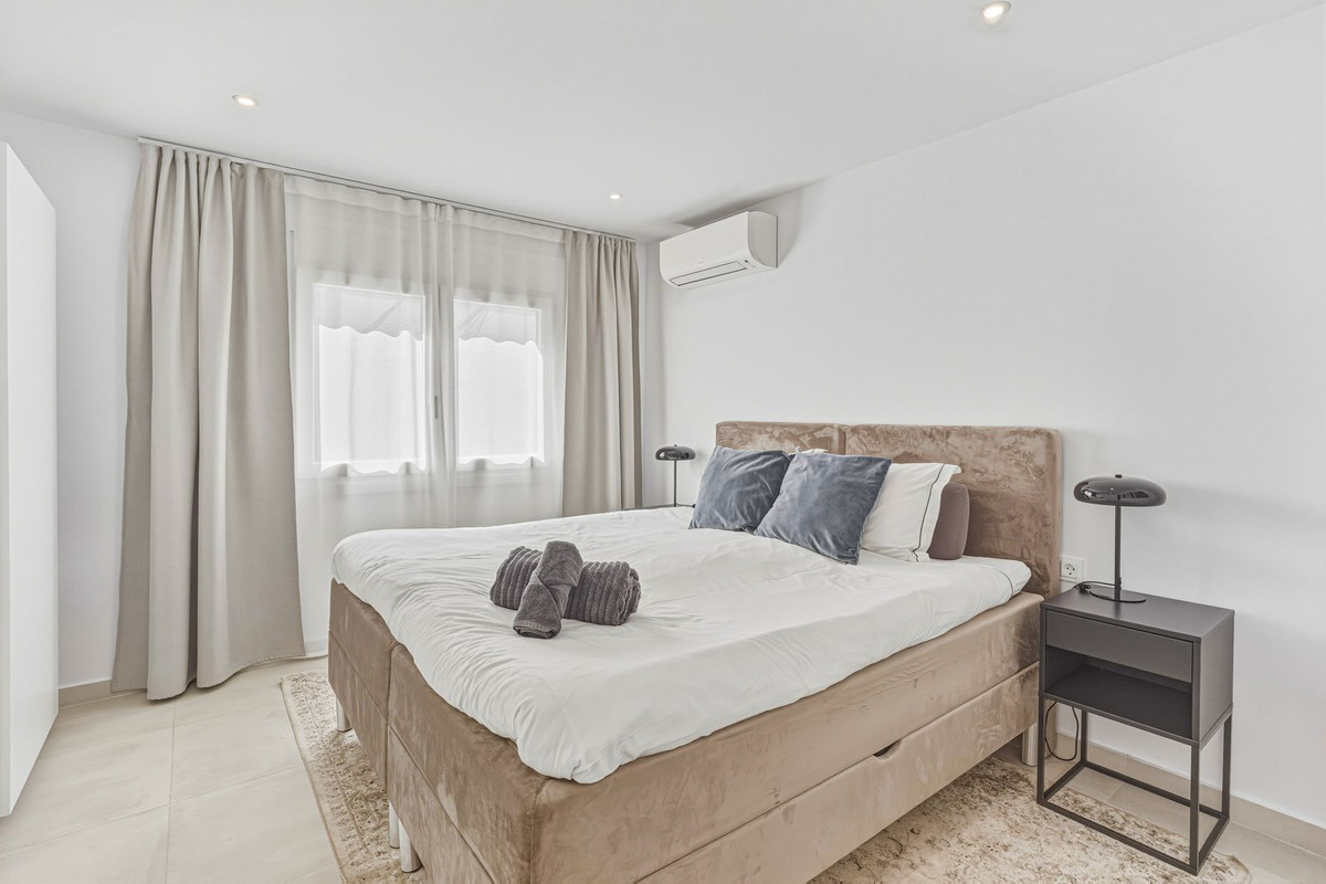 Appartement te koop in Fuengirola | 2 slaapkamers H5371495