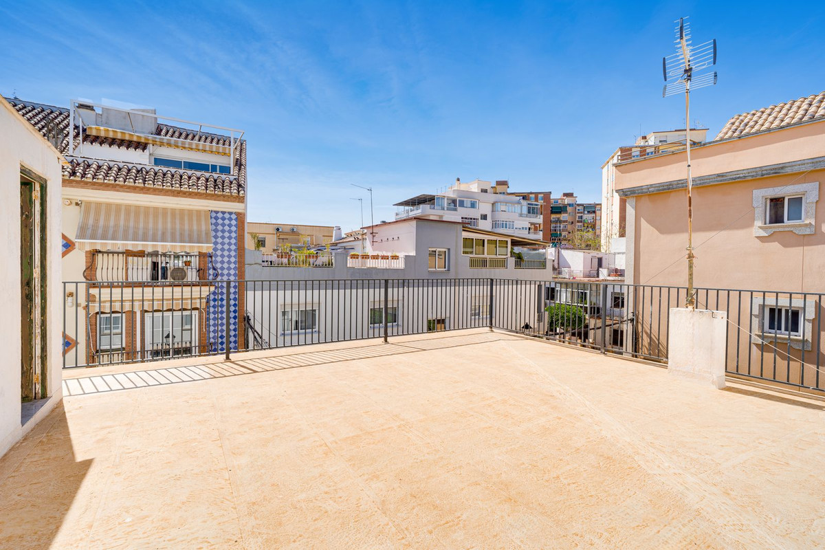 Appartement te koop in Fuengirola | 2 slaapkamers H5371495