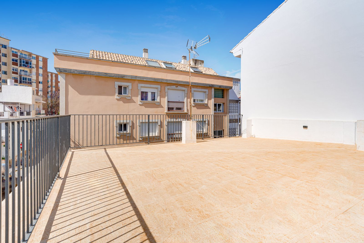 Appartement te koop in Fuengirola | 2 slaapkamers H5371495