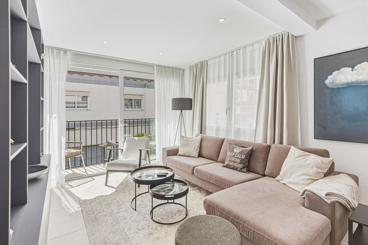 Appartement te koop in Fuengirola | 2 slaapkamers H5371495