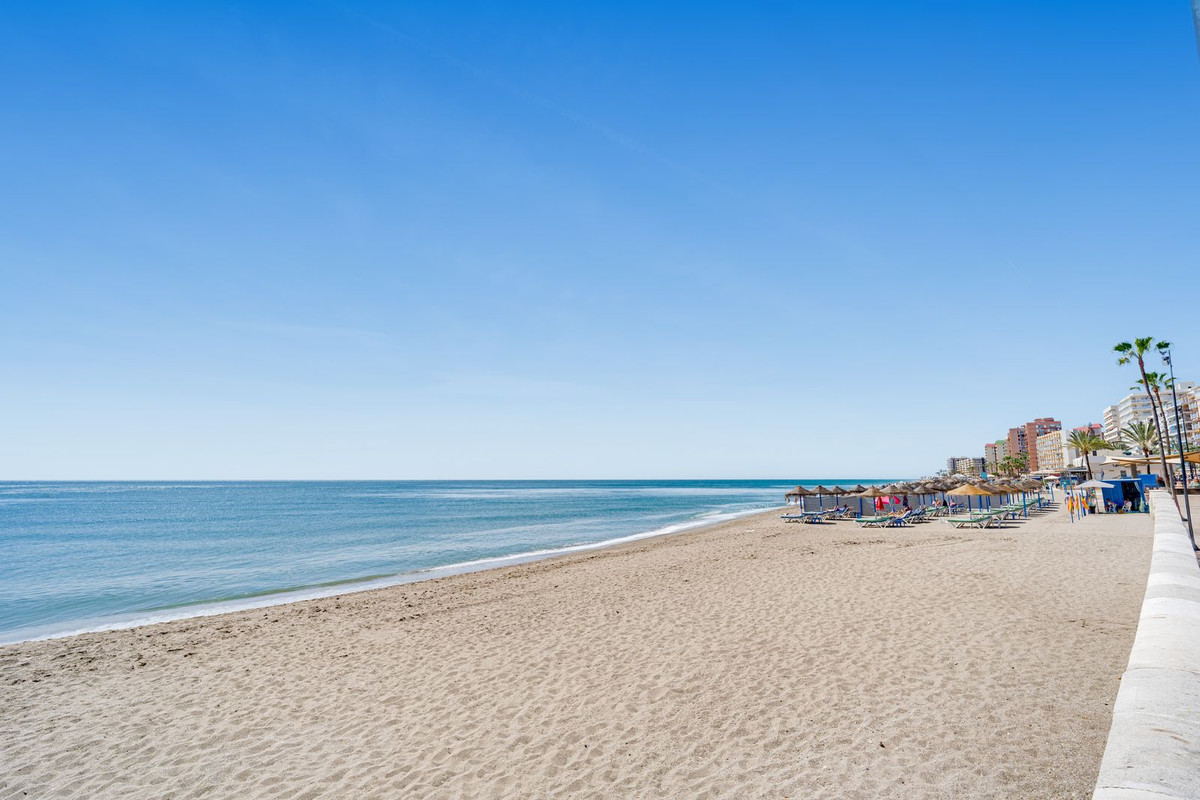 Appartement te koop in Fuengirola | 2 slaapkamers H5371495