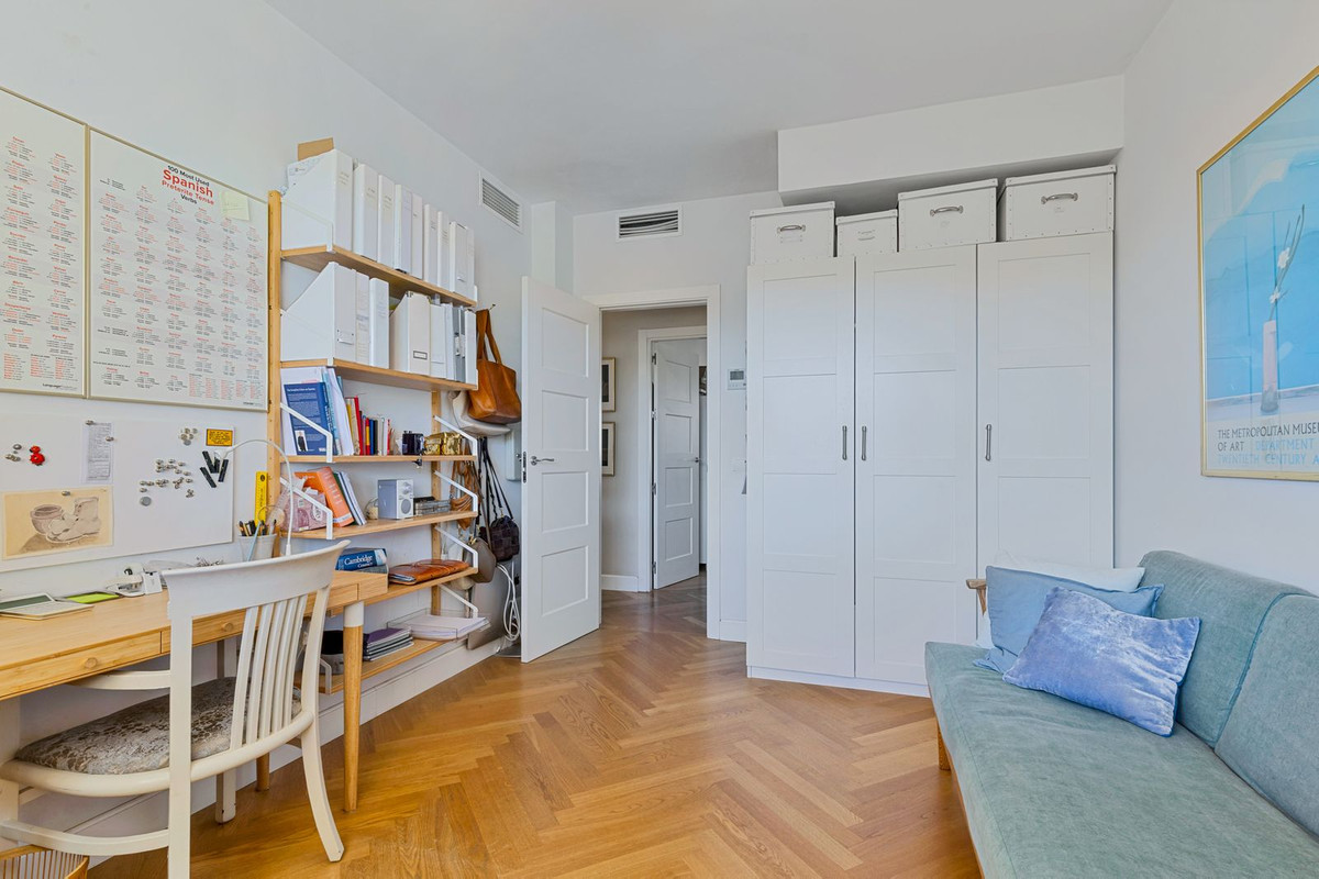Penthouse te koop in Fuengirola | 4 slaapkamers H5371645