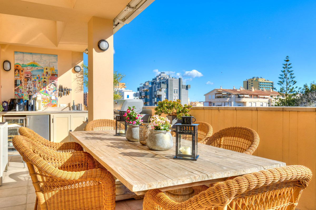 Penthouse te koop in Fuengirola | 4 slaapkamers H5371645