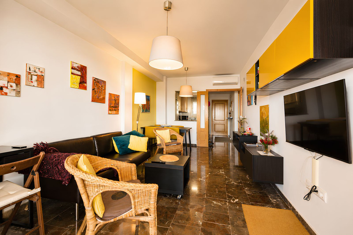 Appartement te koop in Fuengirola | 2 slaapkamers H5371759