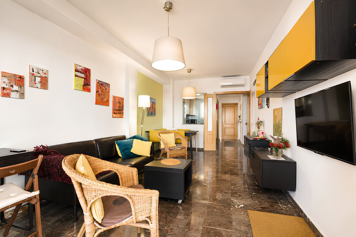 Appartement te koop in Fuengirola | 2 slaapkamers H5371759
