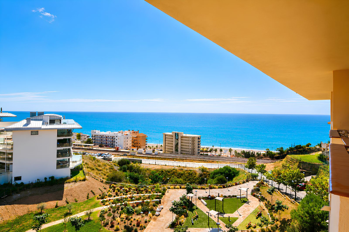 Appartement te koop in Fuengirola | 2 slaapkamers H5371759
