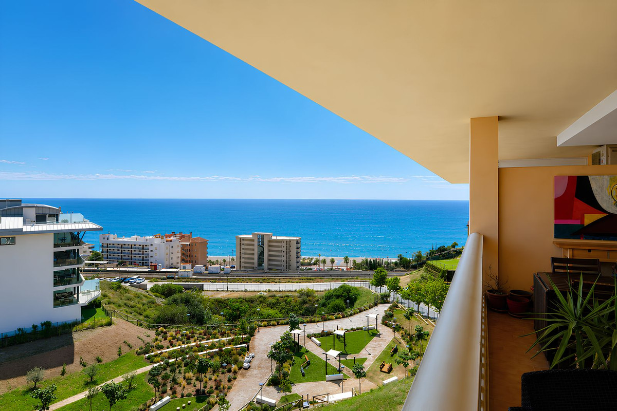 Appartement te koop in Fuengirola | 2 slaapkamers H5371759