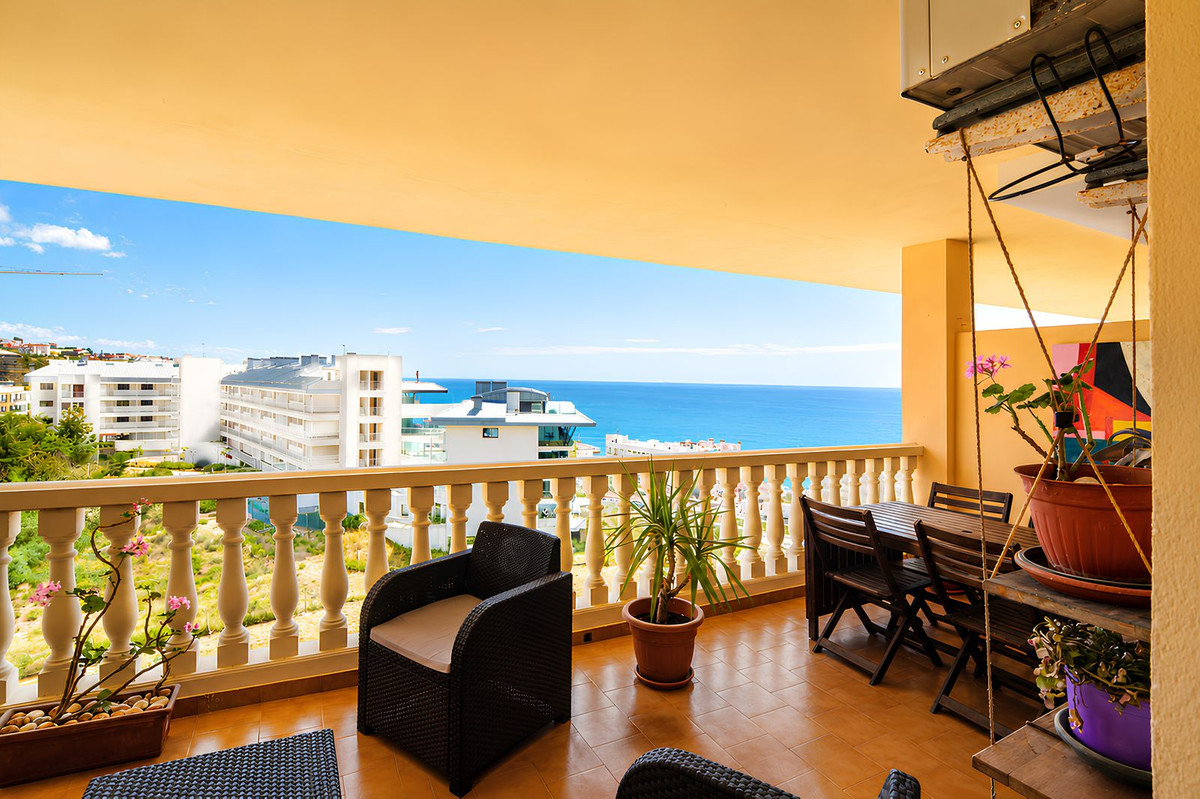 Appartement te koop in Fuengirola | 2 slaapkamers H5371759