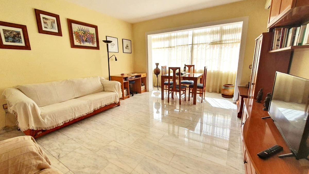 Appartement te koop in Fuengirola | 3 slaapkamers H5372815