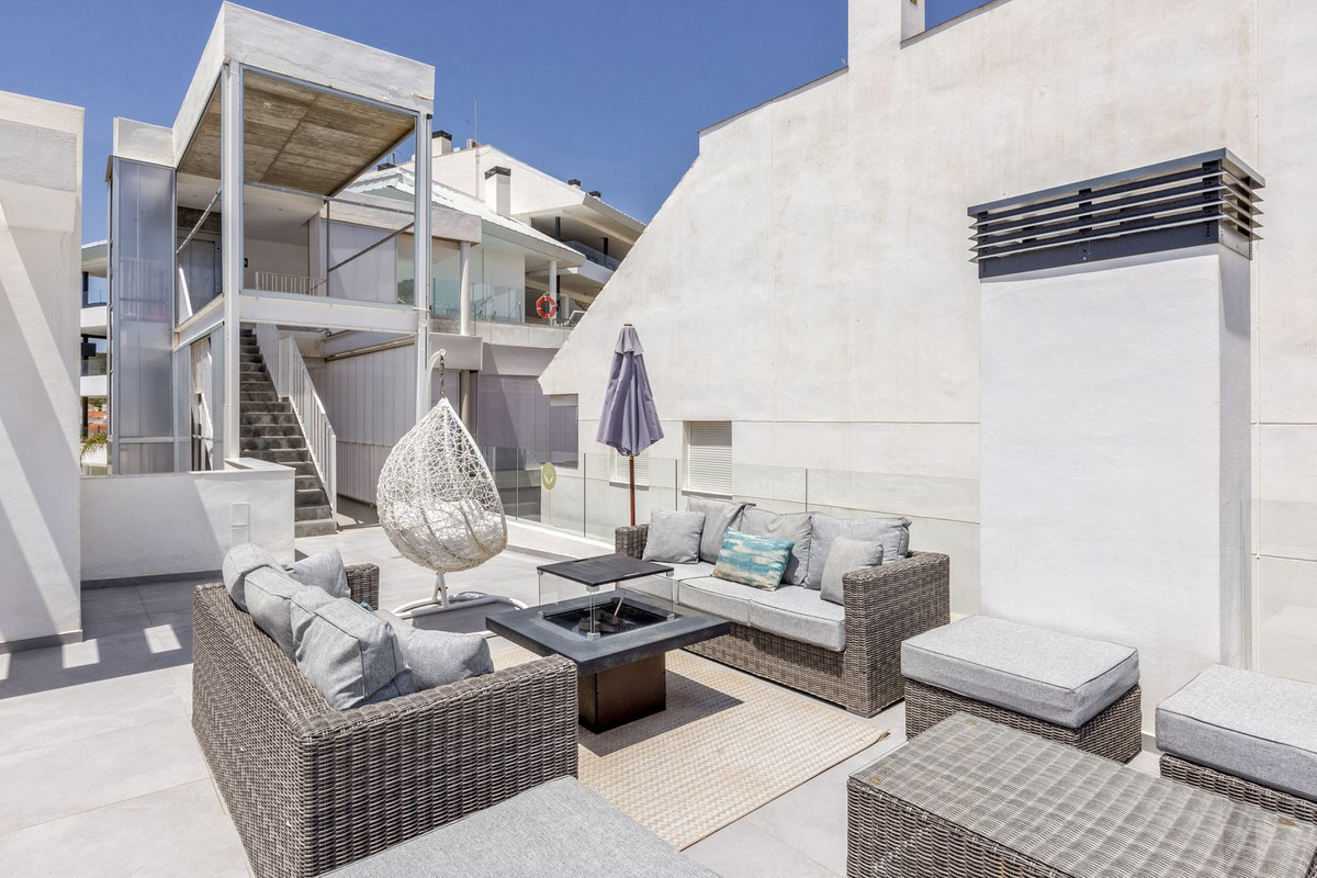 Appartement te koop in Fuengirola | 2 slaapkamers H5372857