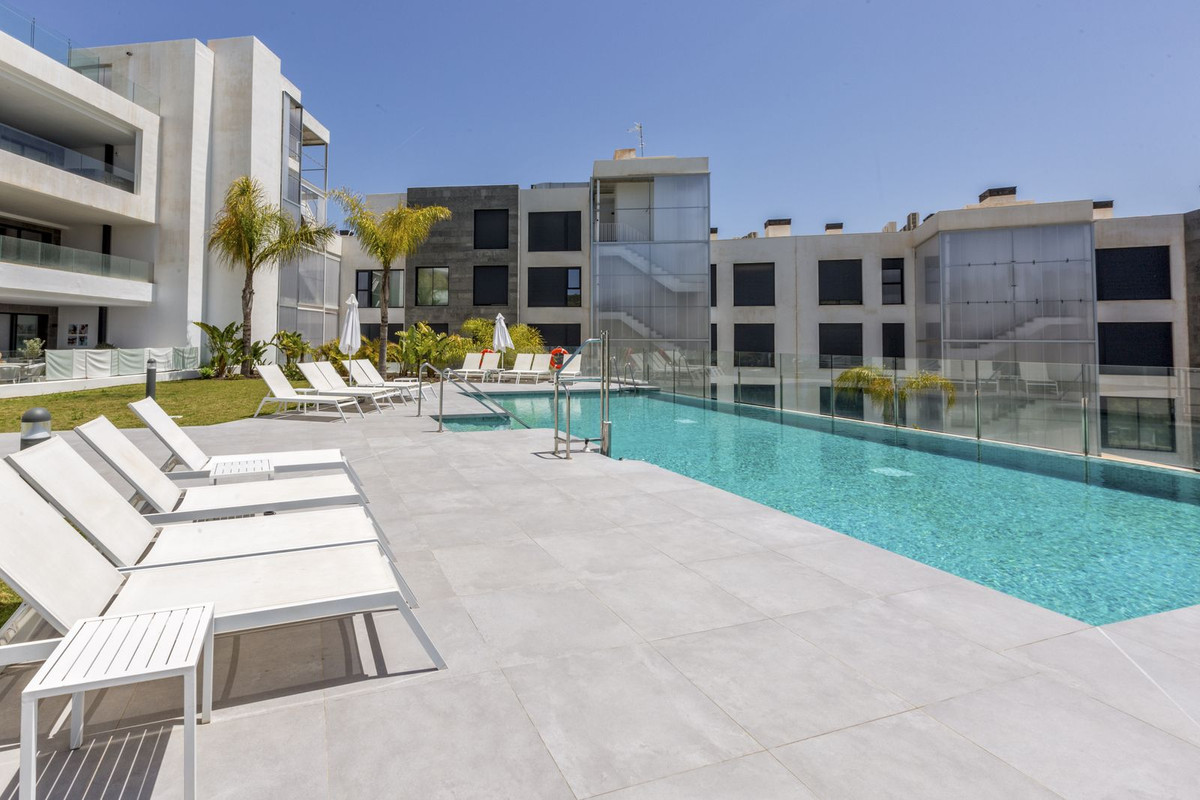 Appartement te koop in Fuengirola | 2 slaapkamers H5372857