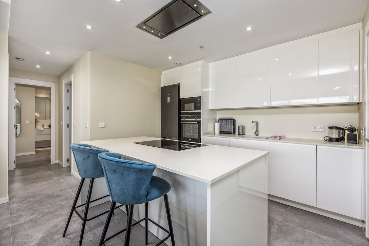 Appartement te koop in Fuengirola | 2 slaapkamers H5372857