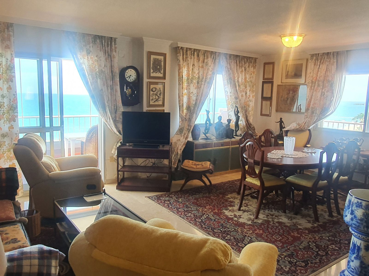 Appartement te koop in Fuengirola | 3 slaapkamers H5372995