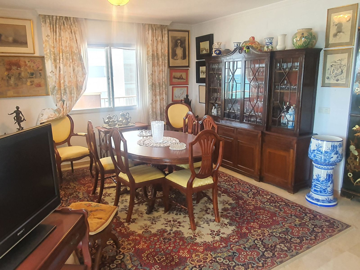 Appartement te koop in Fuengirola | 3 slaapkamers H5372995