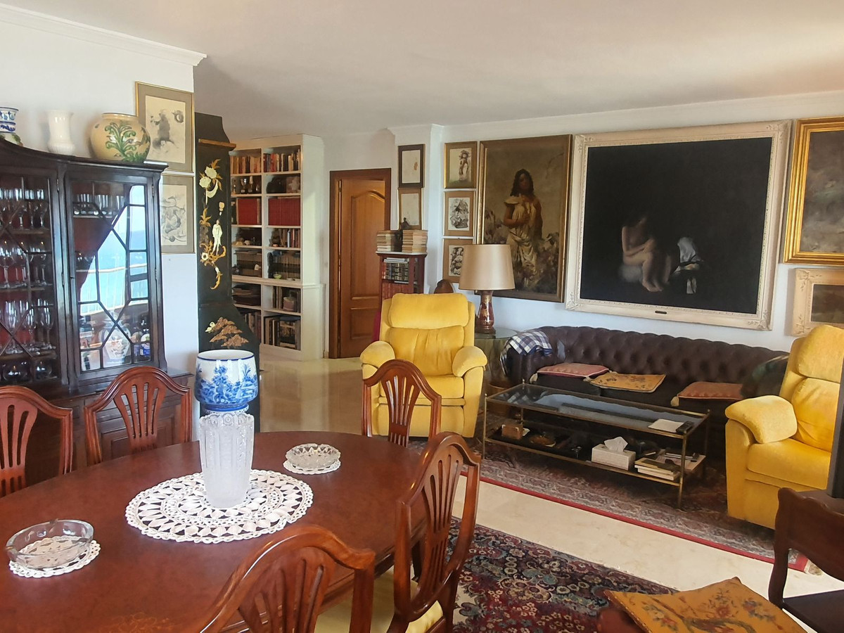 Appartement te koop in Fuengirola | 3 slaapkamers H5372995
