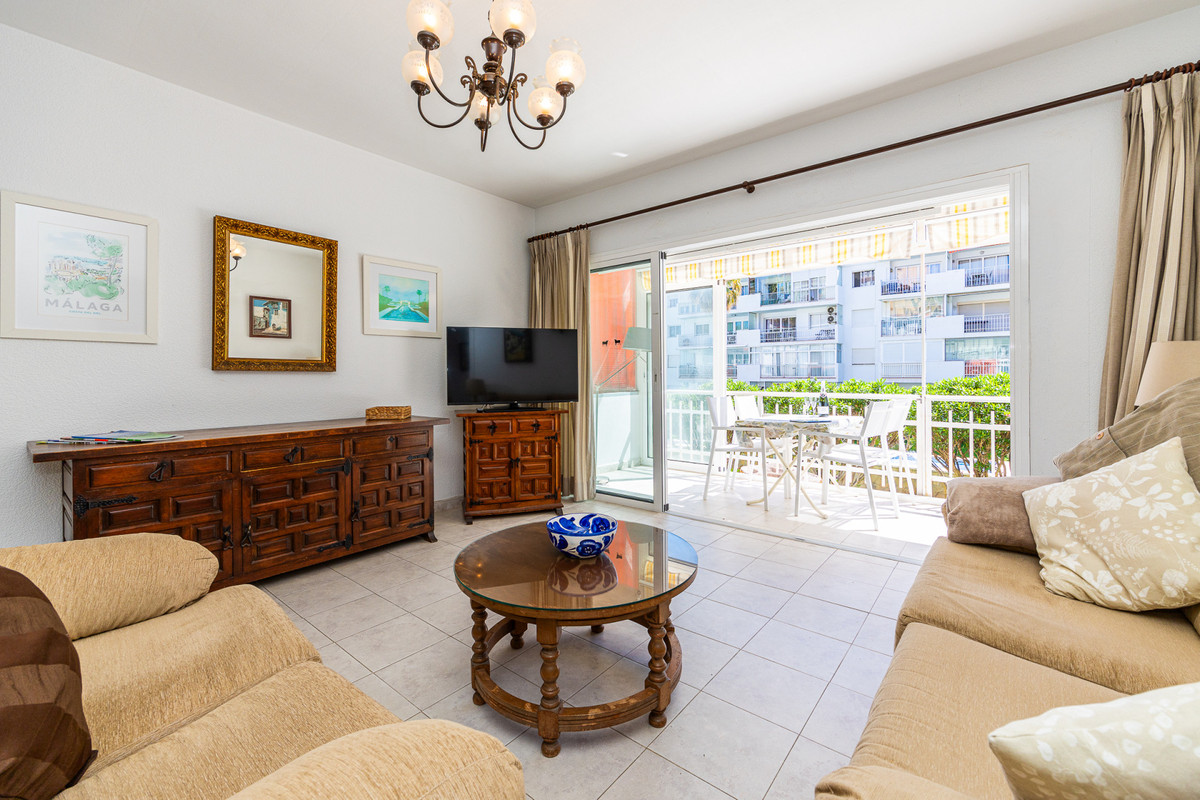 Appartement te koop in Fuengirola | 2 slaapkamers H5373685