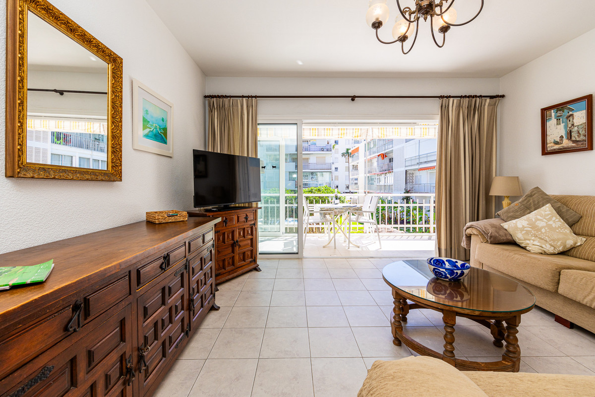 Appartement te koop in Fuengirola | 2 slaapkamers H5373685