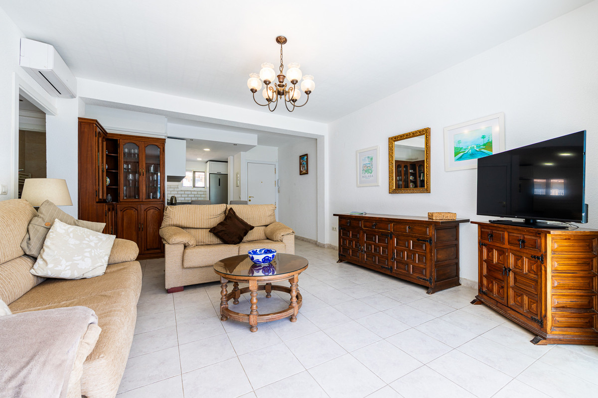 Appartement te koop in Fuengirola | 2 slaapkamers H5373685