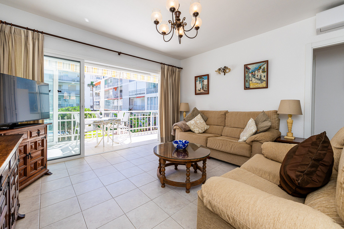 Appartement te koop in Fuengirola | 2 slaapkamers H5373685