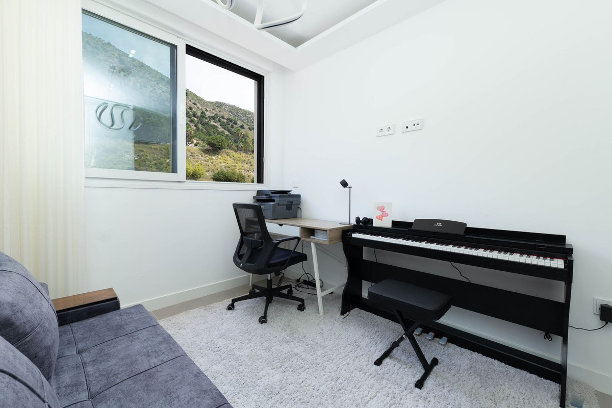Appartement te koop in Fuengirola | 3 slaapkamers H5373718