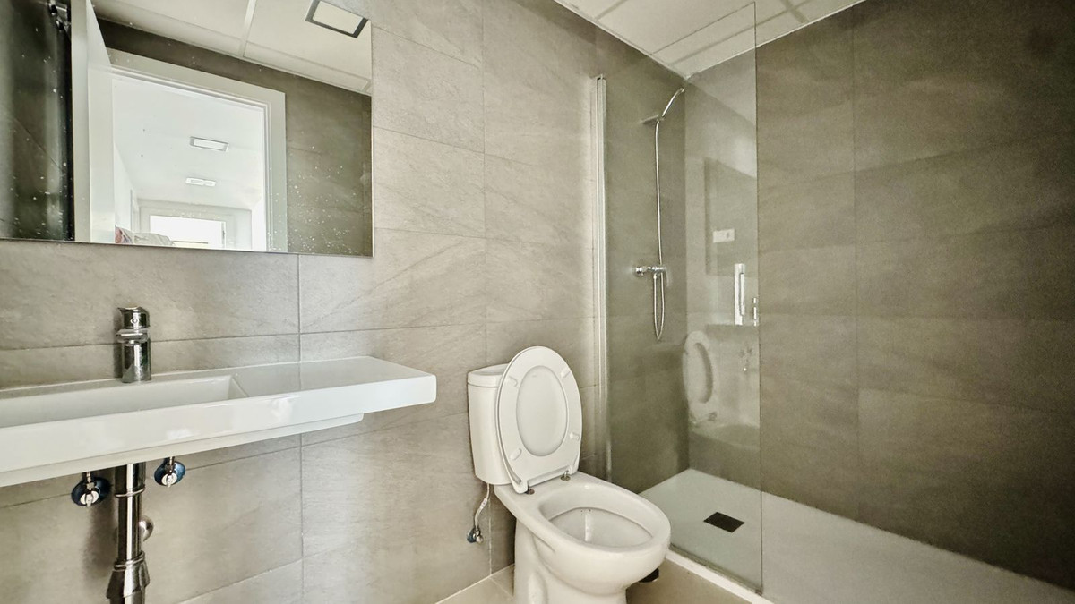 Appartement te koop in Fuengirola | 3 slaapkamers H5373973