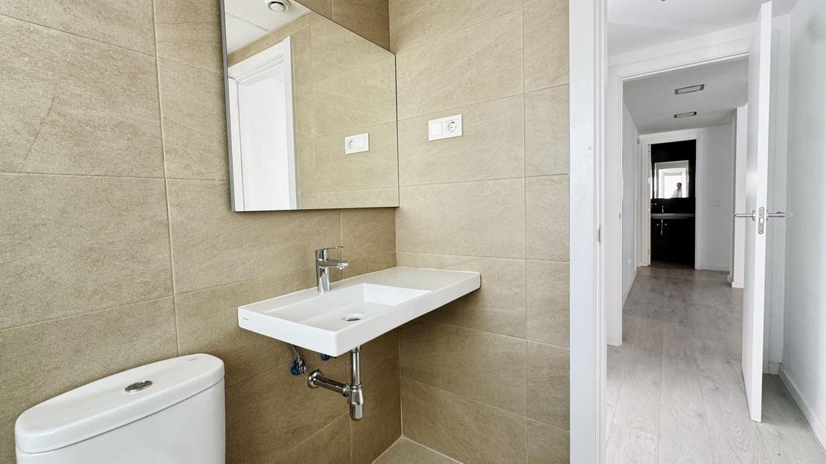 Appartement te koop in Fuengirola | 3 slaapkamers H5373973