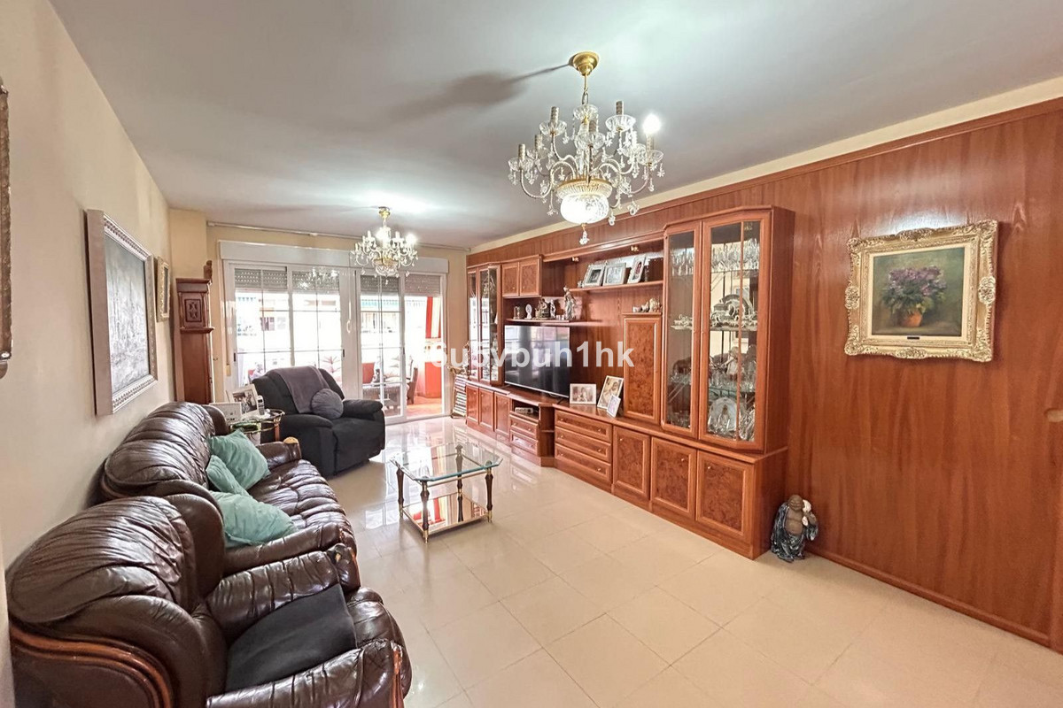 Appartement te koop in Fuengirola | 2 slaapkamers H5375761