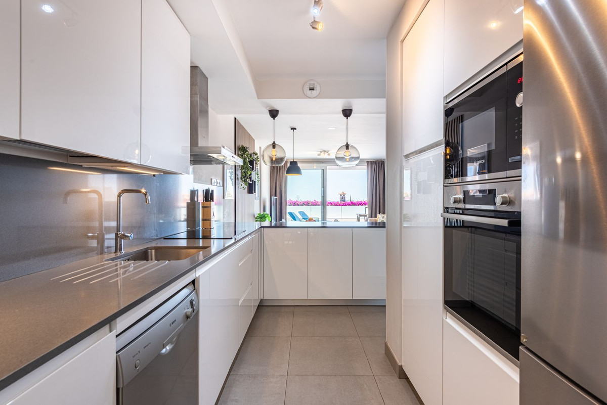 Appartement te koop in Fuengirola | 3 slaapkamers H5375797