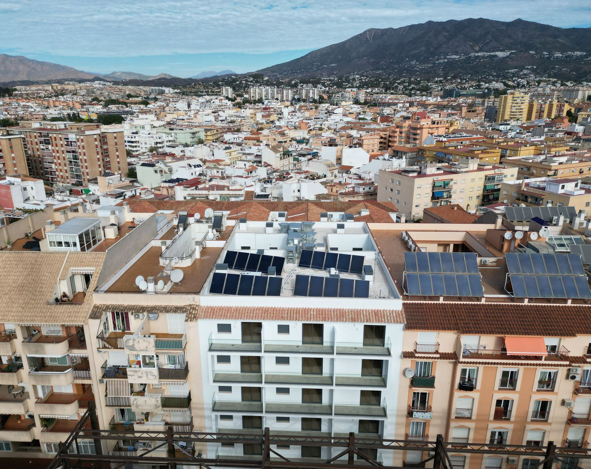 Appartement te koop in Fuengirola | 2 slaapkamers H5375905